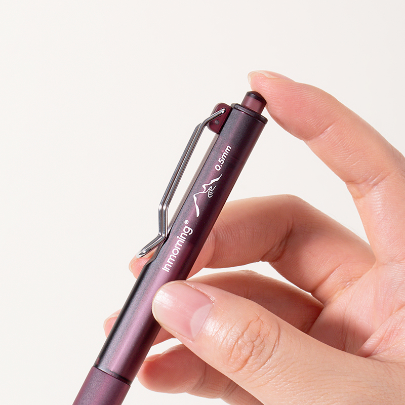 Caneta Gel de Tinta Escura com - Pentel Pen Energel avaliação e preço